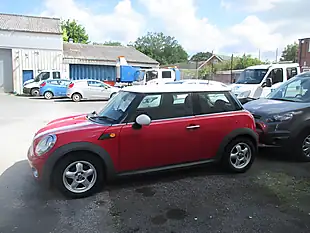 Used 2010 MINI Cooper Red - Interior and Exterior details 5