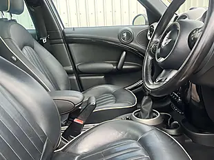 Used 2010 MINI Countryman Cooper S ALL4 Light White - Interior and Exterior details 14