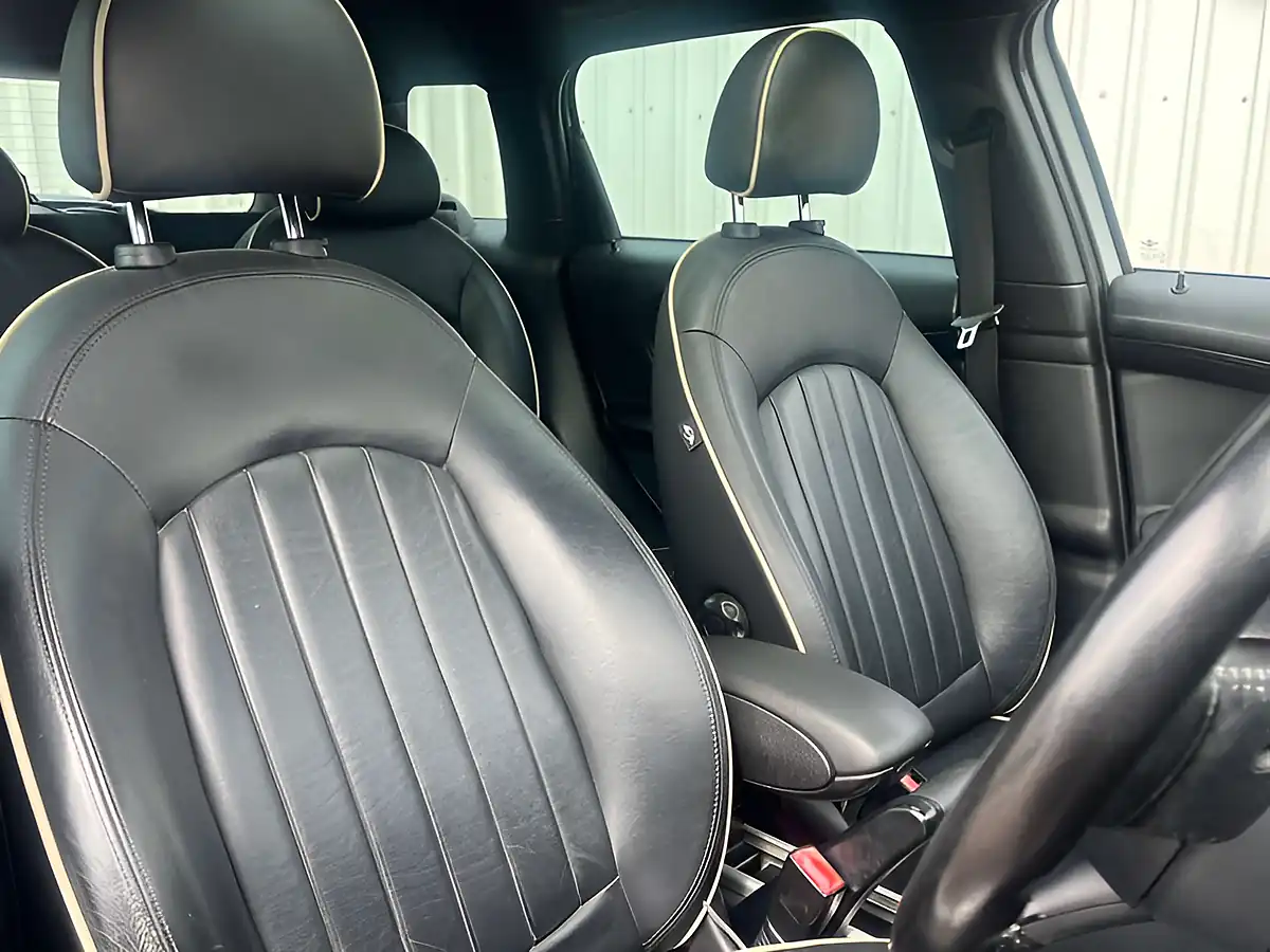 Used 2010 MINI Countryman Cooper S ALL4 Light White - Interior and Exterior details 18