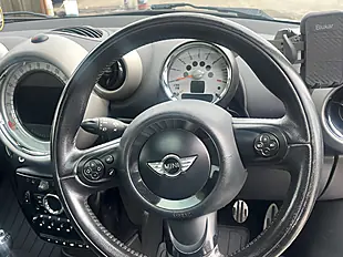Used 2010 MINI Countryman Cooper S ALL4 Light White - Interior and Exterior details 19