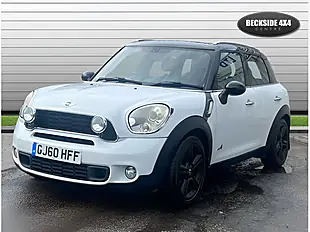 Used 2010 MINI Countryman Cooper S ALL4 Light White - Interior and Exterior details 3