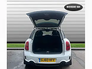 Used 2010 MINI Countryman Cooper S ALL4 Light White - Interior and Exterior details 9