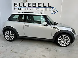 Used 2010 MINI Hatch Cooper Camden White Silver - Interior and Exterior details 7