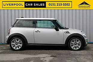Used 2010 MINI Hatch Cooper Camden White Silver - Interior and Exterior details 4