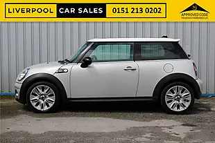 Used 2010 MINI Hatch Cooper Camden White Silver - Interior and Exterior details 6