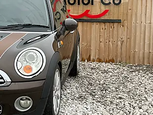 Used 2010 MINI Hatch Cooper Mayfair 50th Edition Brown - Interior and Exterior details 5