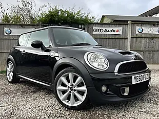 Used 2010 MINI Hatch Cooper S Black - Interior and Exterior details 14
