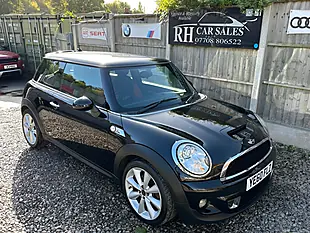 Used 2010 MINI Hatch Cooper S Black - Interior and Exterior details 2