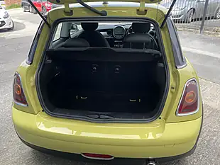 Used 2010 MINI Hatch One (pepper Pack) Interchange Yellow - Interior and Exterior details 7
