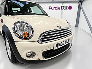 Used 2010 MINI Hatch One White - Interior and Exterior details 2