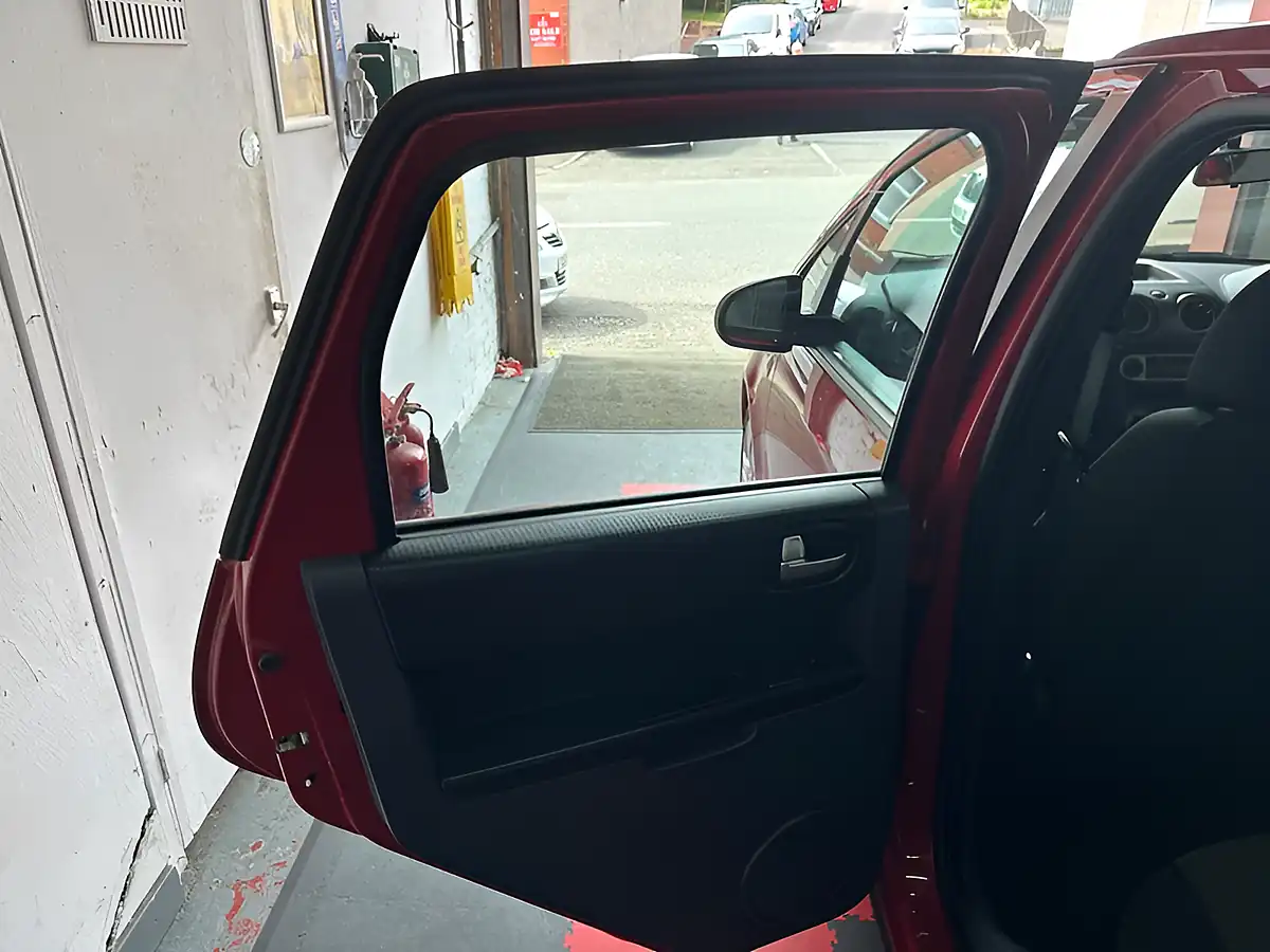 Used 2010 Mitsubishi Colt CZ2 Red - Interior and Exterior details 12
