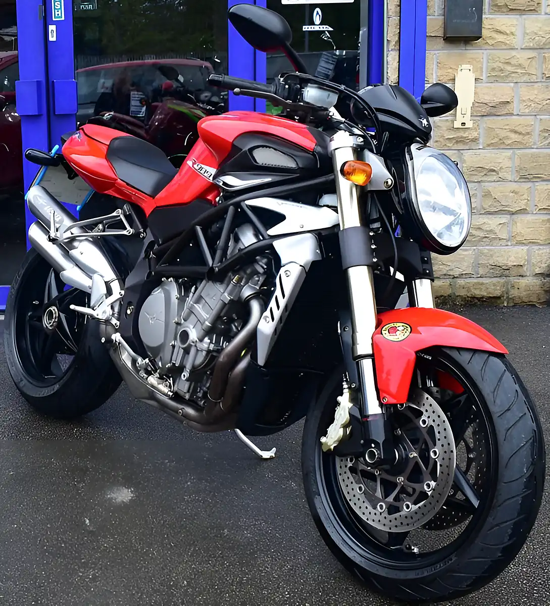 Used 2010 Mv Agusta R989 Brutale Red - Interior and Exterior details 4