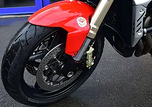 Used 2010 Mv Agusta R989 Brutale Red - Interior and Exterior details 7