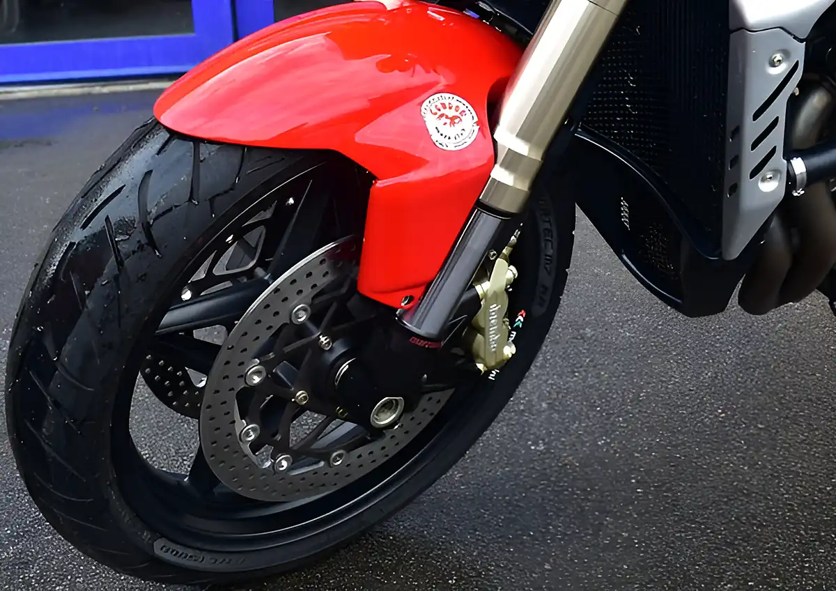 Used 2010 Mv Agusta R989 Brutale Red - Interior and Exterior details 7