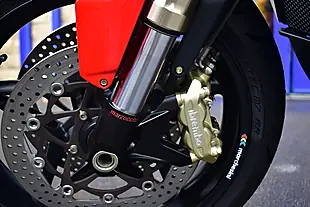 Used 2010 Mv Agusta R989 Brutale Red - Interior and Exterior details 9