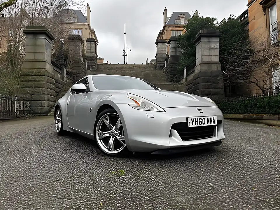 Used 2010 Nissan 370Z GT Silver - Interior and Exterior details 5