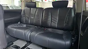 Used 2010 Nissan Elgrand Highway Star Black Leather White - Interior and Exterior details 13
