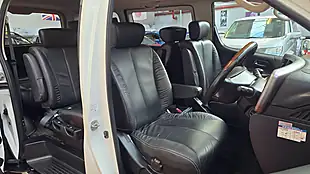Used 2010 Nissan Elgrand Highway Star Black Leather White - Interior and Exterior details 4