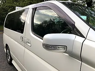 Used 2010 Nissan Elgrand Rider Autech White - Interior and Exterior details 15