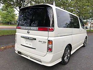 Used 2010 Nissan Elgrand Rider Autech White - Interior and Exterior details 8