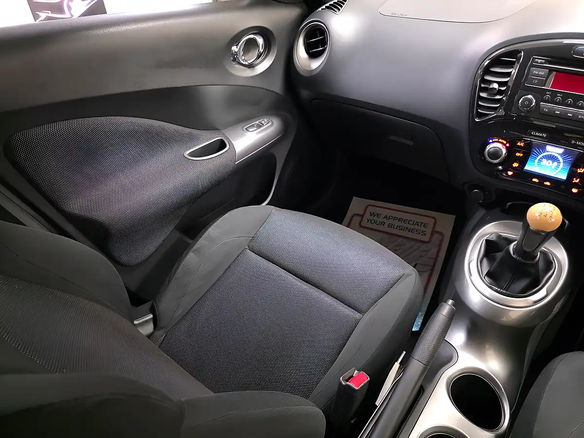 Used 2010 Nissan Juke Acenta Grey - Interior and Exterior details 14