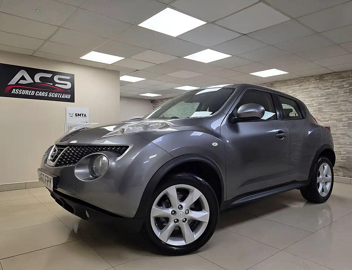 Used 2010 Nissan Juke Acenta Grey - Interior and Exterior details 2