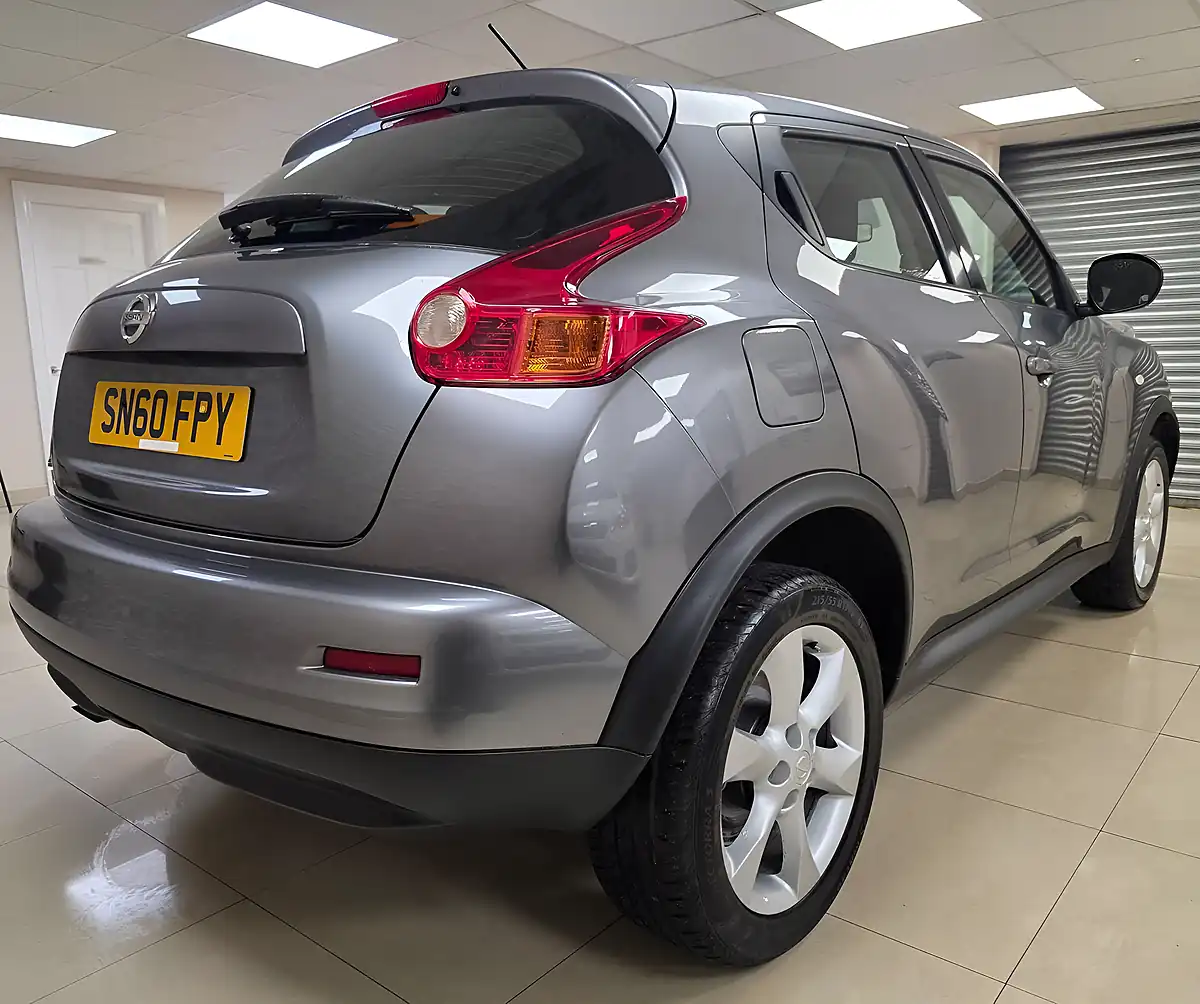 Used 2010 Nissan Juke Acenta Grey - Interior and Exterior details 4