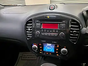 Used 2010 Nissan Juke Acenta Grey - Interior and Exterior details 7