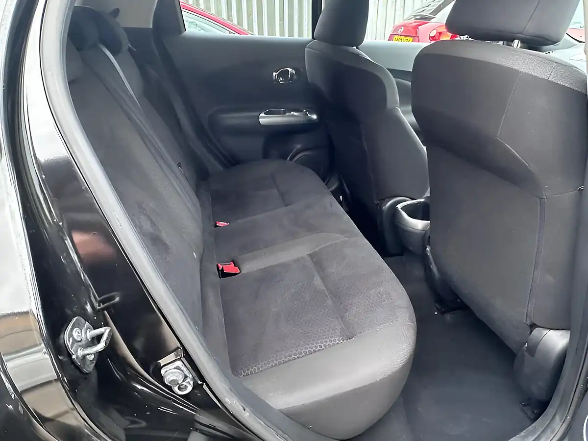Used 2010 Nissan Juke Acenta Premium Black - Interior and Exterior details 13