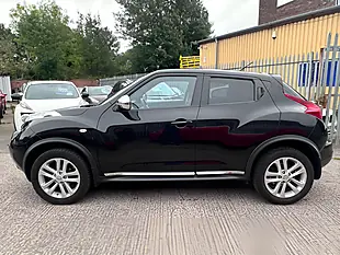 Used 2010 Nissan Juke Acenta Premium Black - Interior and Exterior details 9