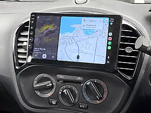 Used 2010 Nissan Juke Visia Red - Interior and Exterior details 11