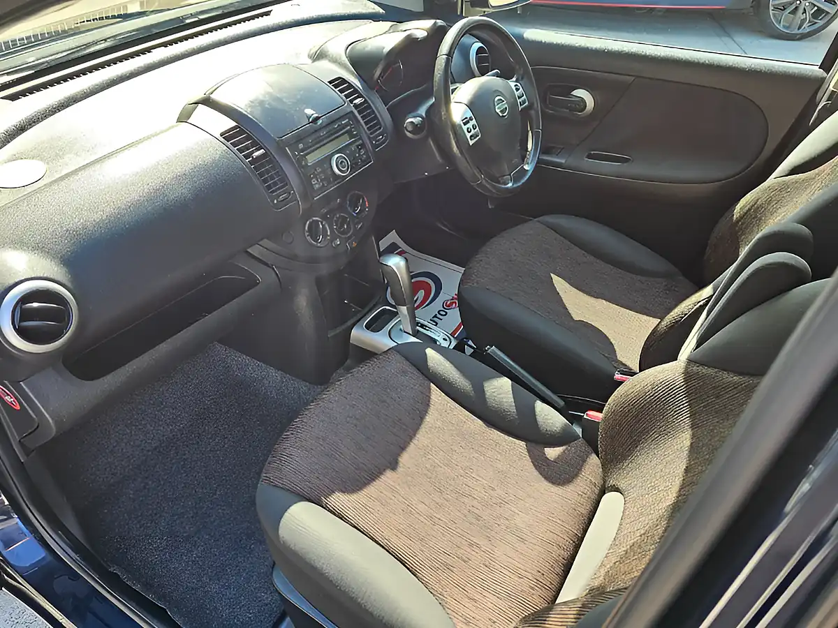 Used 2010 Nissan Note Acenta Blue - Interior and Exterior details 11