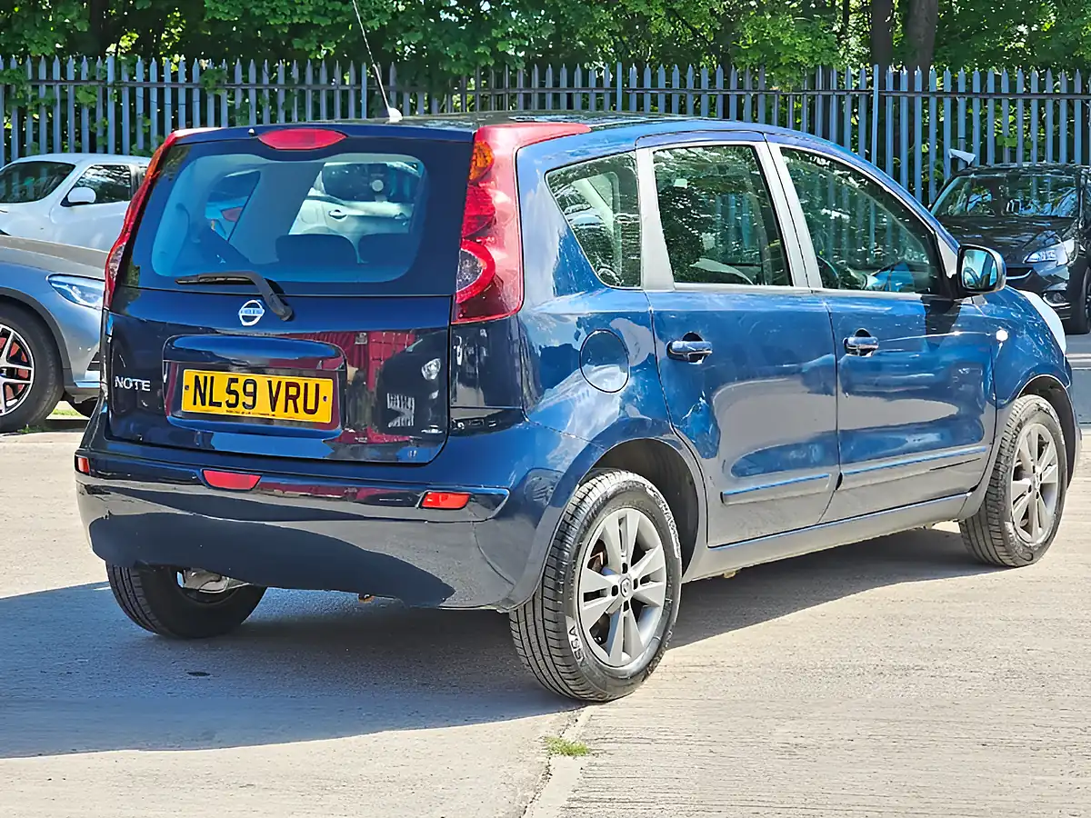 Used 2010 Nissan Note Acenta Blue - Interior and Exterior details 6