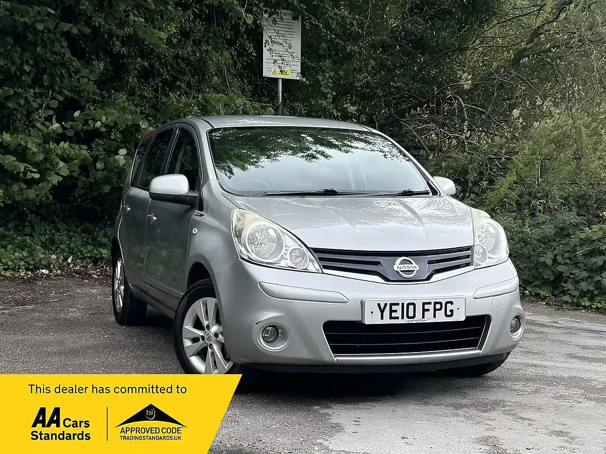 Used 2010 Nissan Note Acenta Silver - Front View
