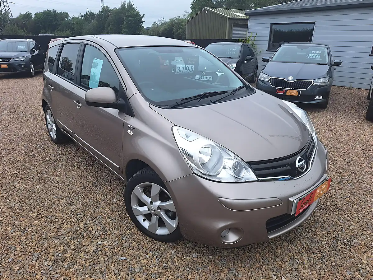 Used 2010 Nissan Note N-Tec Beige - Front View