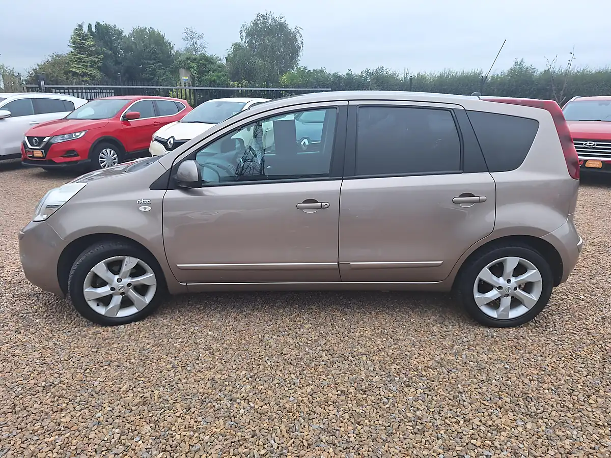 Used 2010 Nissan Note N-Tec Beige - Interior and Exterior details 10