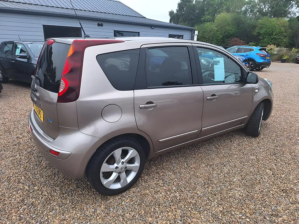 Used 2010 Nissan Note N-Tec Beige - Interior and Exterior details 17