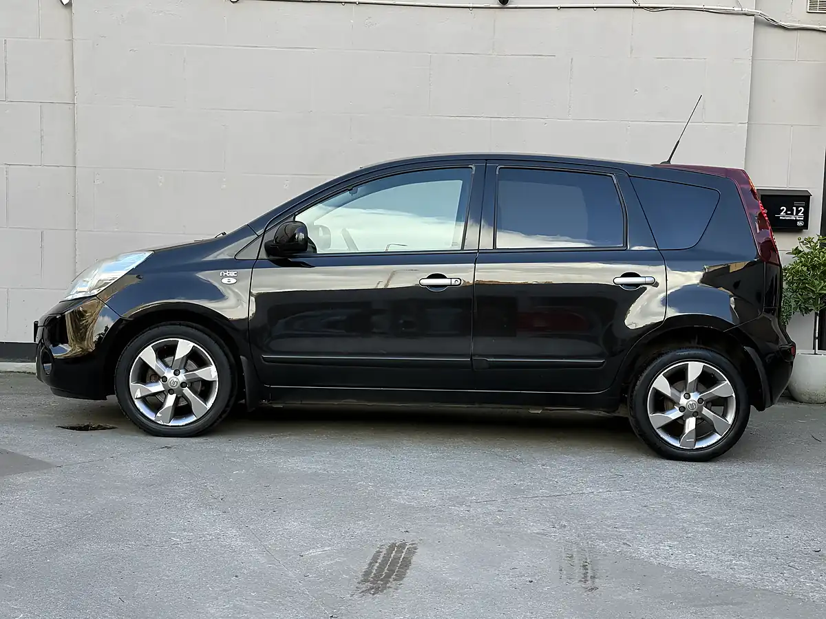 Used 2010 Nissan Note N-Tec Black - Interior and Exterior details 6