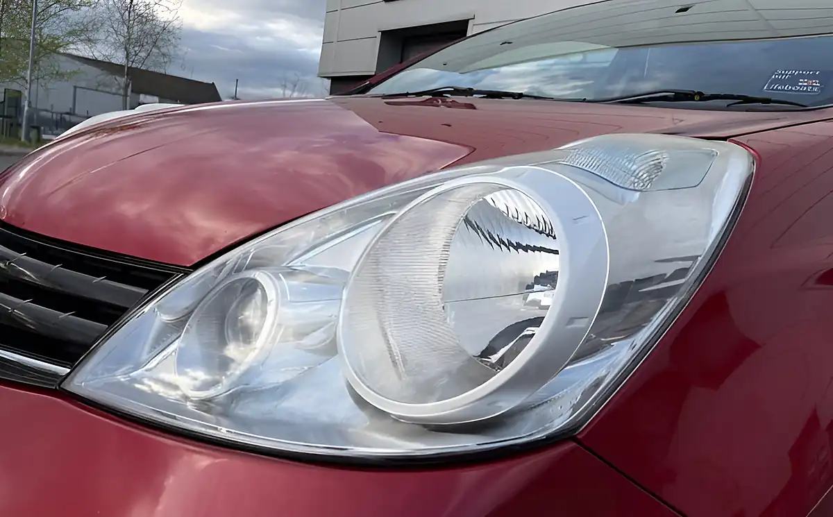 Used 2010 Nissan Note N-Tec Red - Interior and Exterior details 10