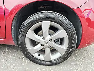 Used 2010 Nissan Note N-Tec Red - Interior and Exterior details 18