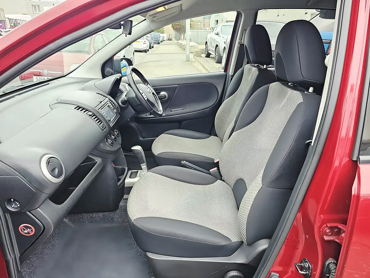 Used 2010 Nissan Note N-Tec Red - Interior and Exterior details 7