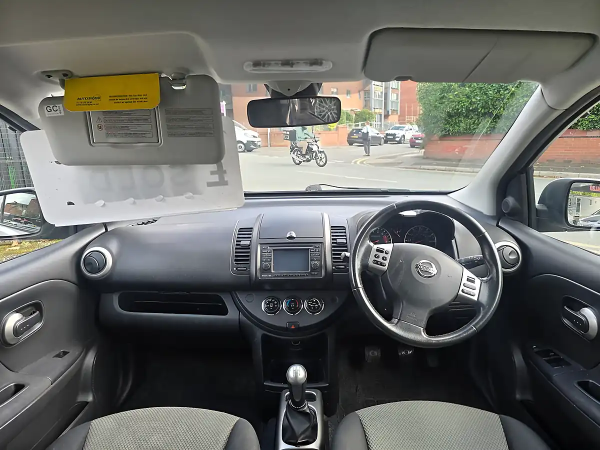 Used 2010 Nissan Note N-Tec Silver - Interior and Exterior details 14