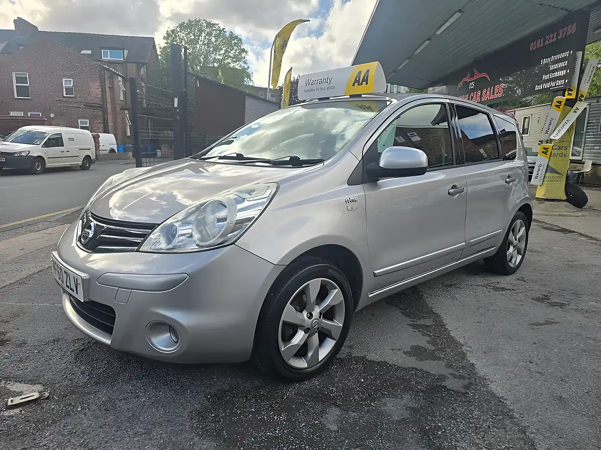 Used 2010 Nissan Note N-Tec Silver - Interior and Exterior details 6