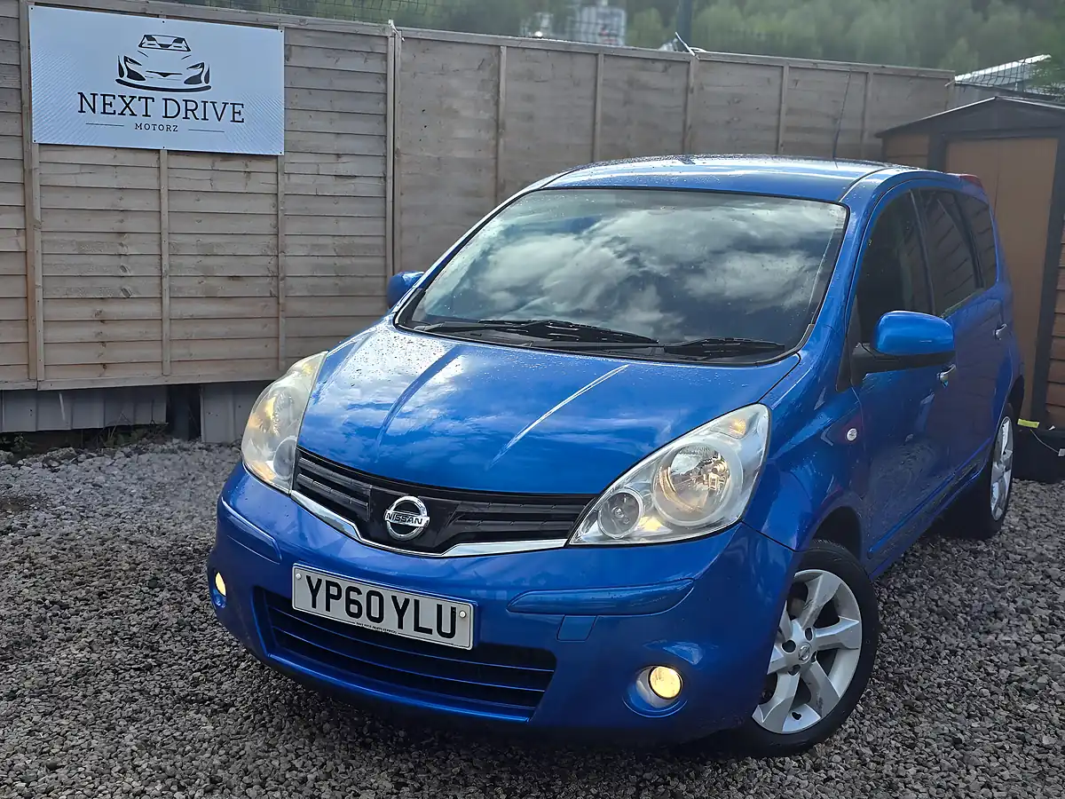Used 2010 Nissan Note Tekna Blue - Front View