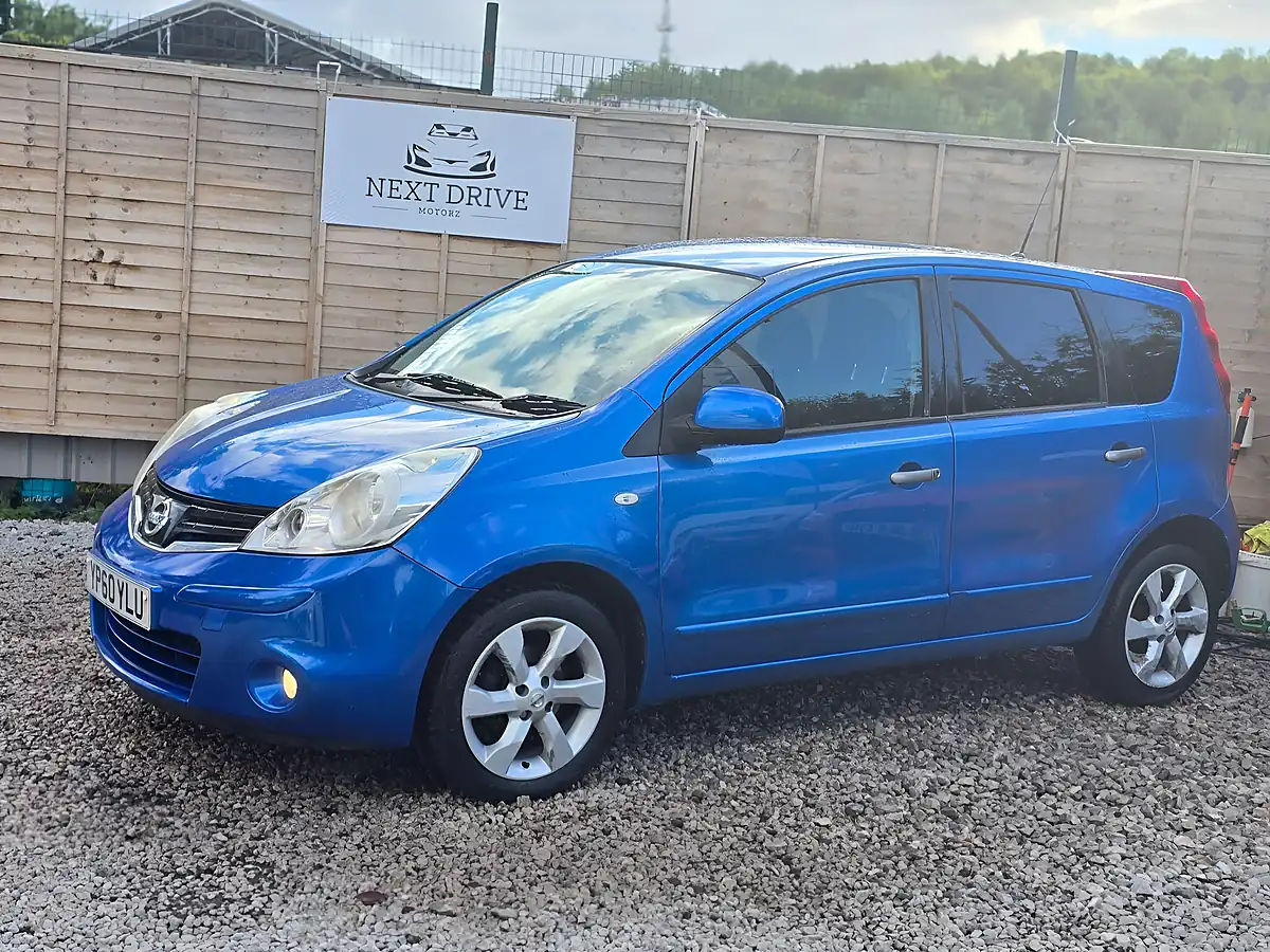 Used 2010 Nissan Note Tekna Blue - Interior and Exterior details 7