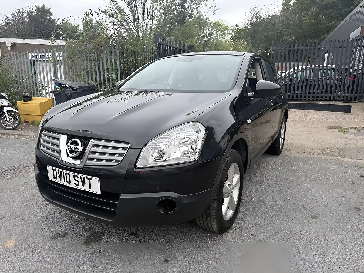 Used 2010 Nissan Qashqai Acenta Black - Interior and Exterior details 3