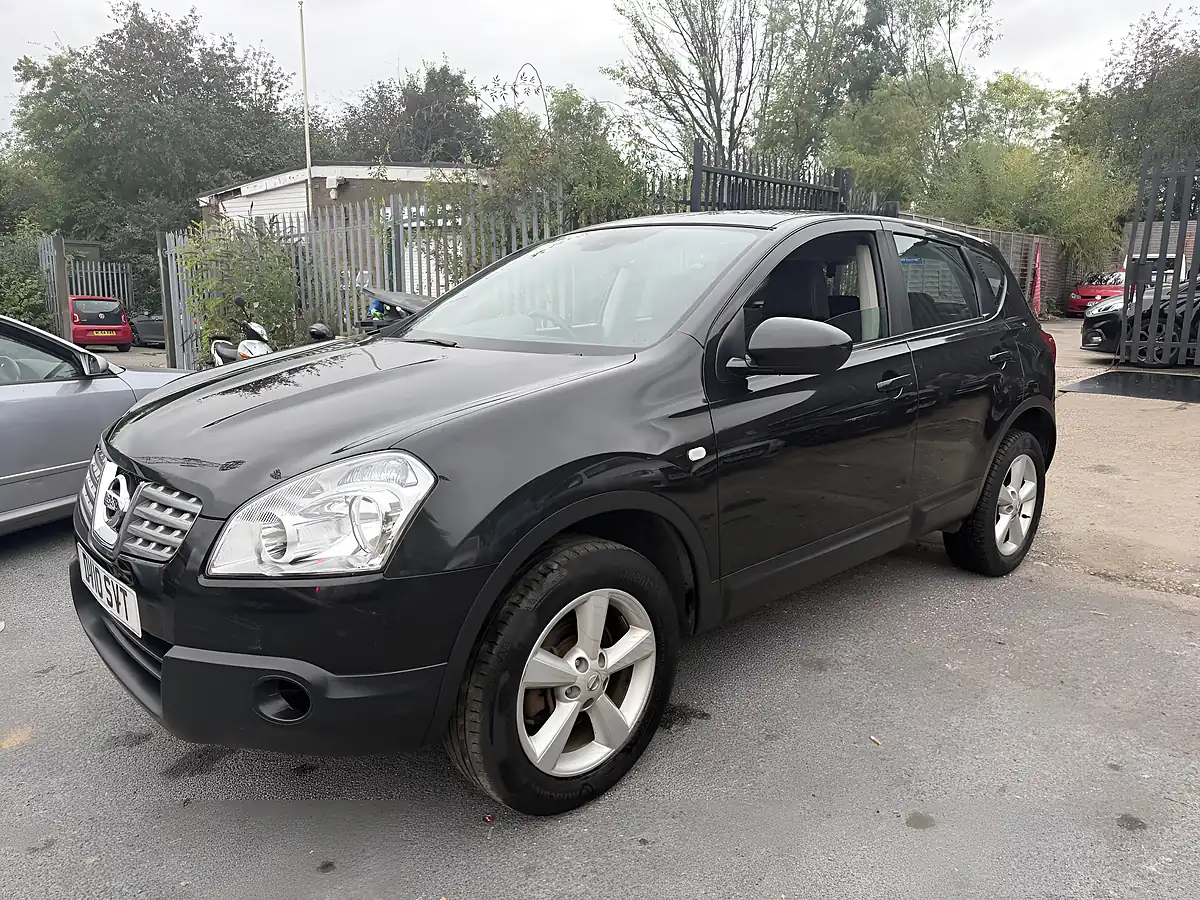 Used 2010 Nissan Qashqai Acenta Black - Interior and Exterior details 6