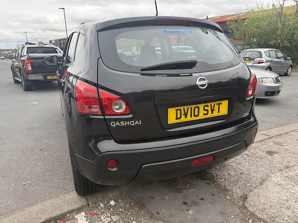 Used 2010 Nissan Qashqai Acenta Black - Interior and Exterior details 9
