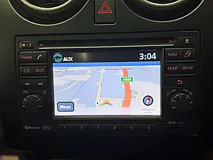 Used 2010 Nissan Qashqai Tekna White - Interior and Exterior details 12