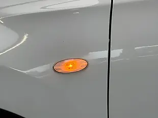 Used 2010 Nissan Qashqai Tekna White - Interior and Exterior details 18